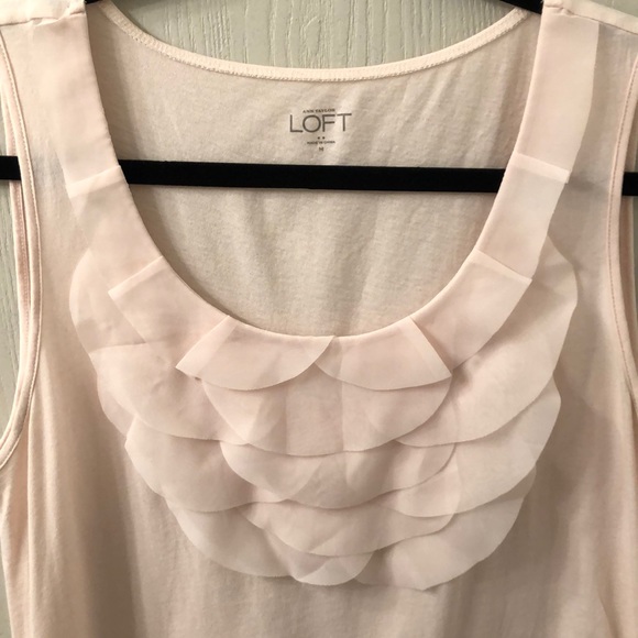 Loft Ruffled Tanktop - Picture 2 of 6
